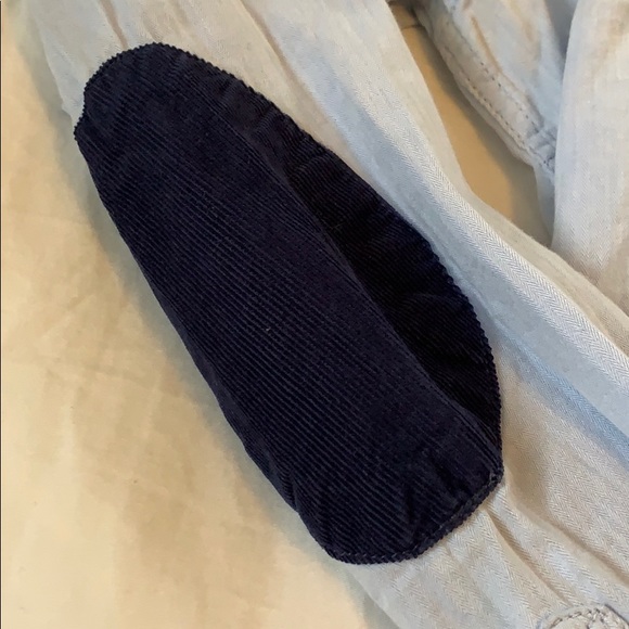 Button down shirt - Picture 2 of 3